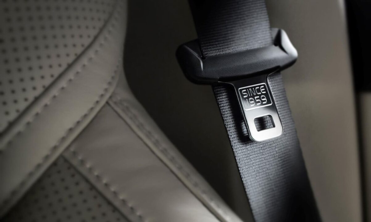 Cameras on the roads do not fine for seat belts, but control is increasing: what is actually happening